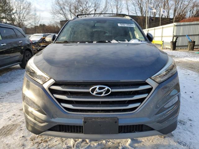 Photo 4 VIN: KM8J3CA25HU340564 - HYUNDAI TUCSON LIM 