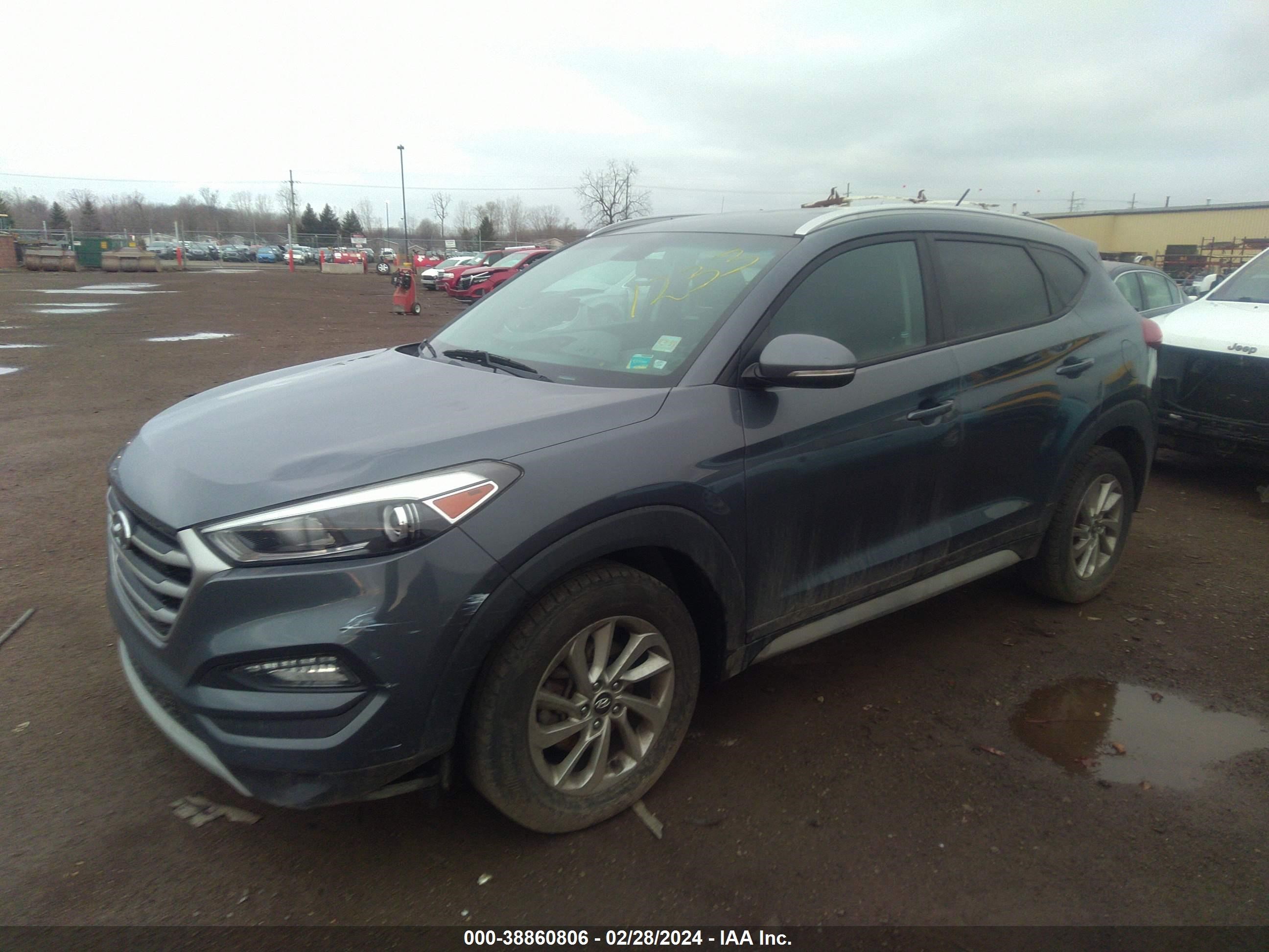 Photo 1 VIN: KM8J3CA25HU371233 - HYUNDAI TUCSON 