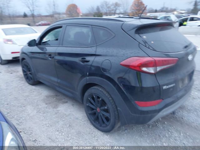 Photo 2 VIN: KM8J3CA25HU444634 - HYUNDAI TUCSON 