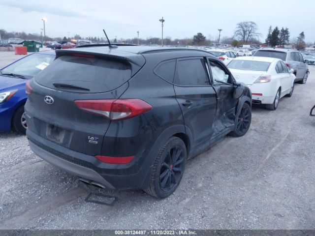 Photo 3 VIN: KM8J3CA25HU444634 - HYUNDAI TUCSON 