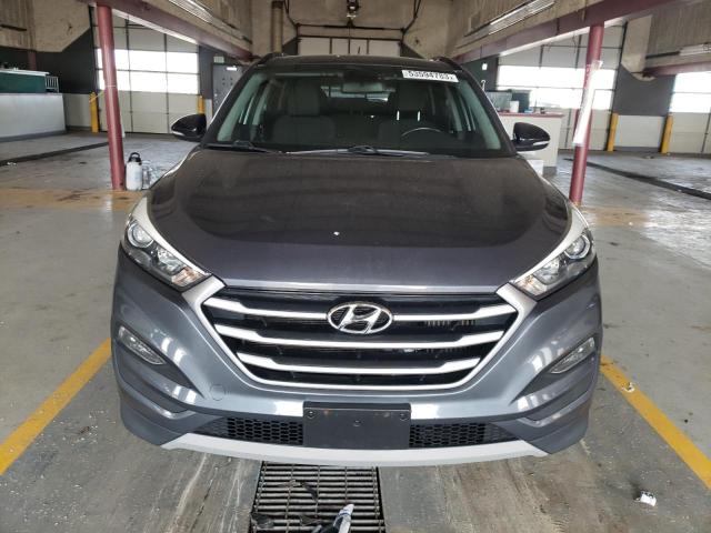 Photo 4 VIN: KM8J3CA25HU492571 - HYUNDAI TUCSON LIM 