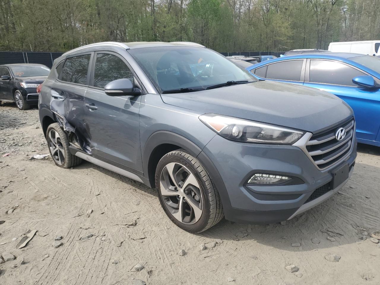 Photo 3 VIN: KM8J3CA25HU506551 - HYUNDAI TUCSON 