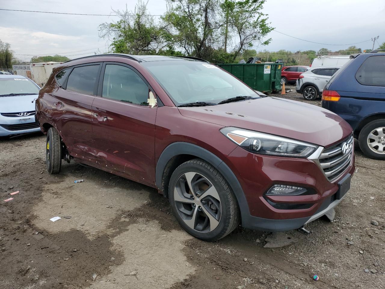 Photo 3 VIN: KM8J3CA25JU617767 - HYUNDAI TUCSON 