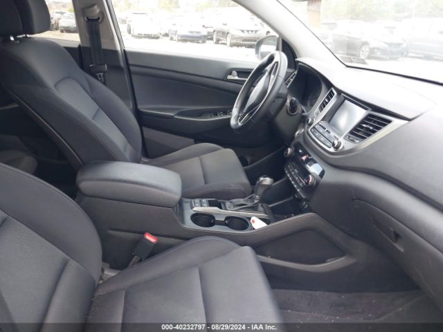 Photo 4 VIN: KM8J3CA25JU642345 - HYUNDAI TUCSON 