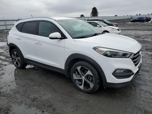 Photo 3 VIN: KM8J3CA26GU047934 - HYUNDAI TUCSON 