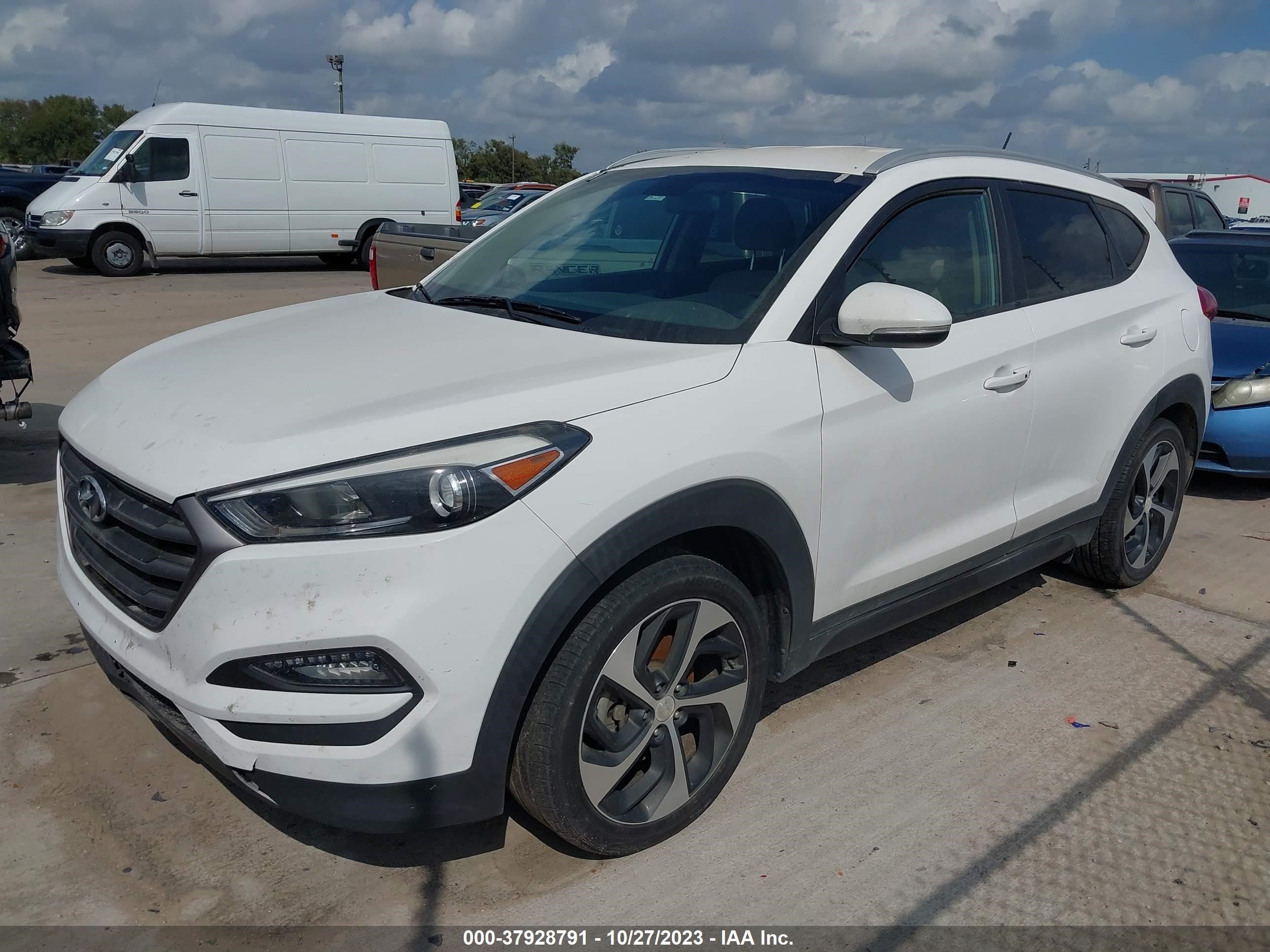 Photo 1 VIN: KM8J3CA26GU052597 - HYUNDAI TUCSON 