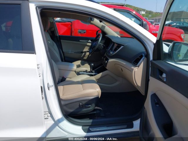 Photo 4 VIN: KM8J3CA26GU091240 - HYUNDAI TUCSON 