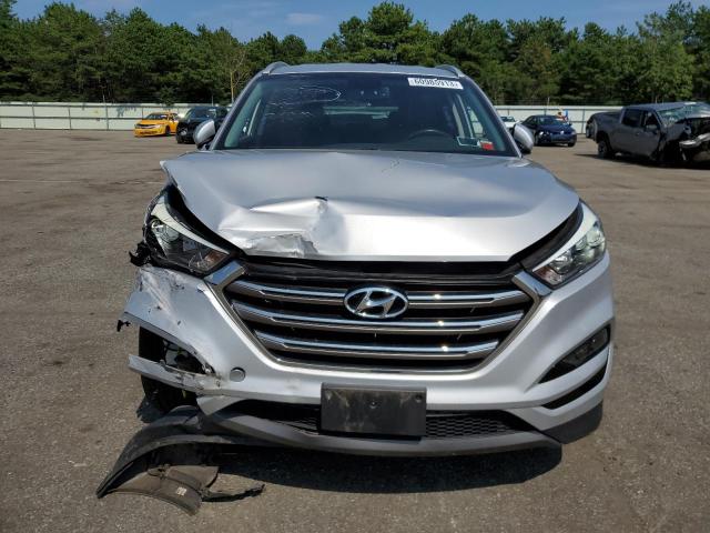 Photo 4 VIN: KM8J3CA26GU104942 - HYUNDAI TUCSON LIM 