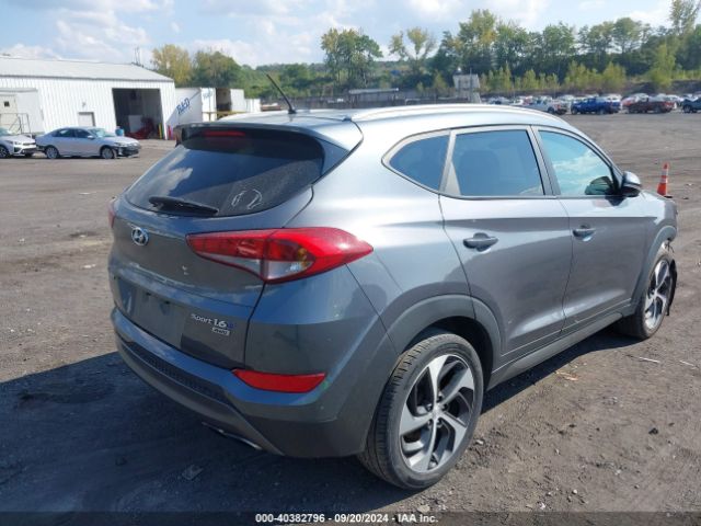 Photo 3 VIN: KM8J3CA26GU112457 - HYUNDAI TUCSON 