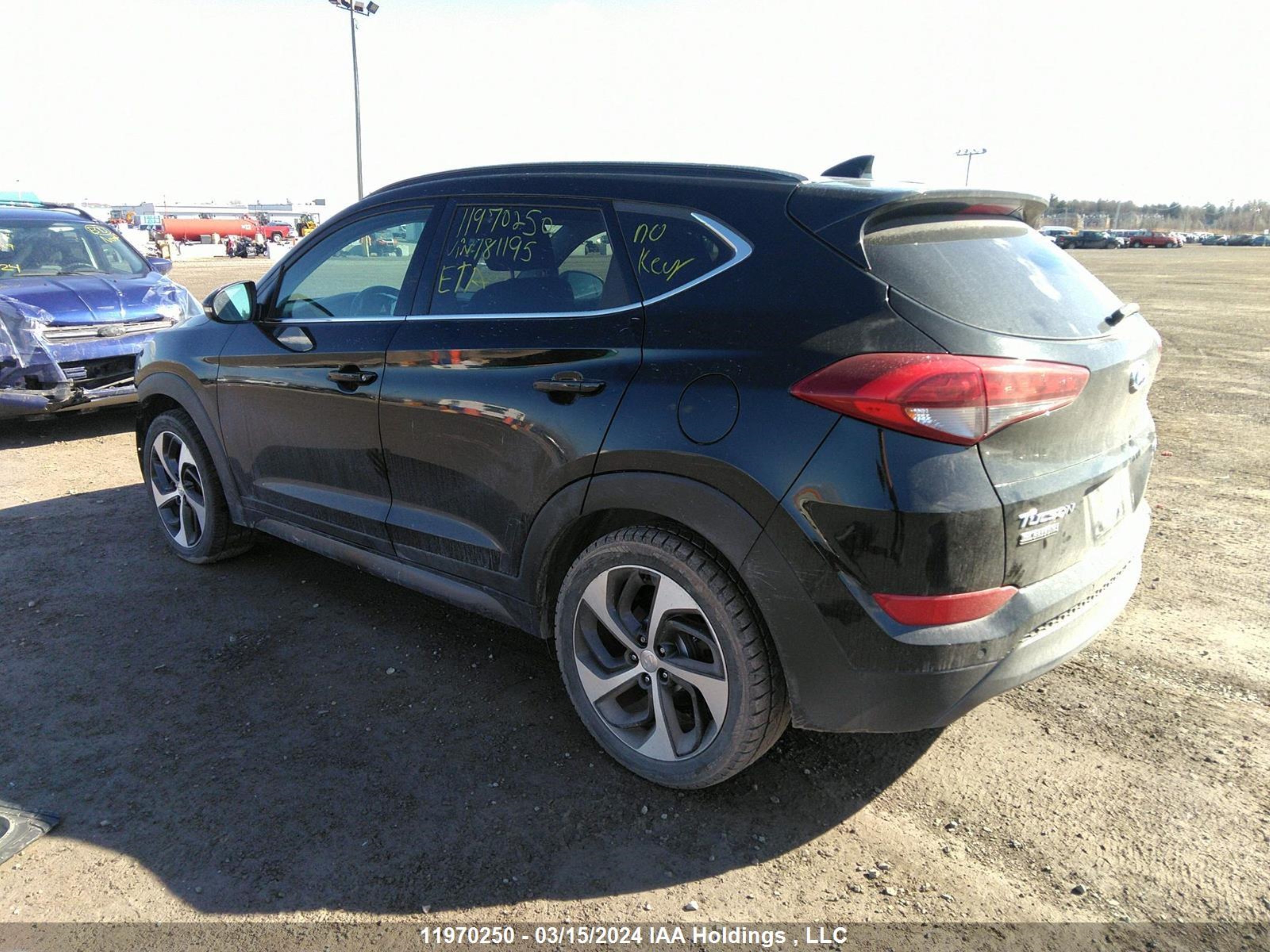 Photo 2 VIN: KM8J3CA26GU181195 - HYUNDAI TUCSON 