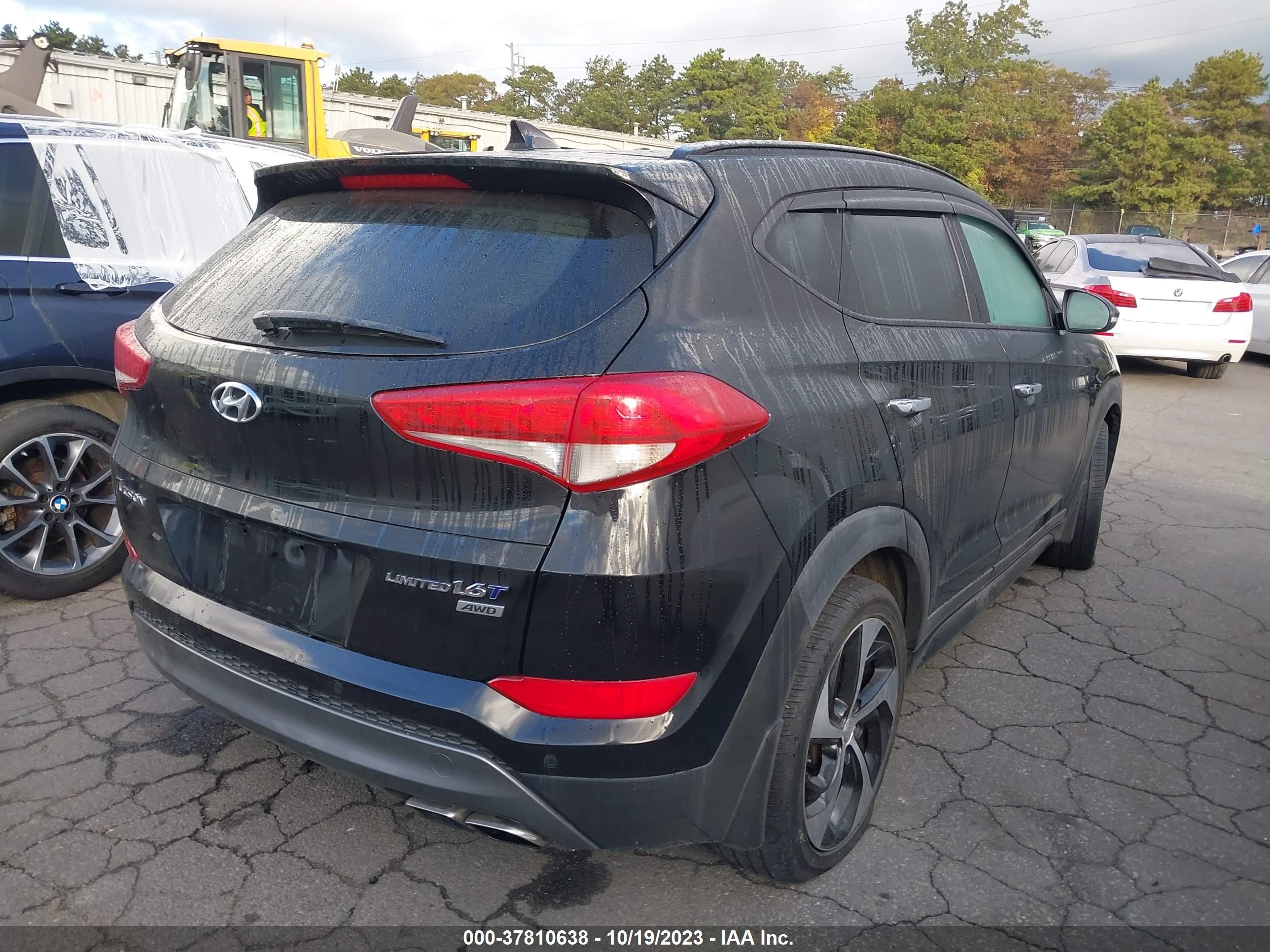 Photo 3 VIN: KM8J3CA26GU211327 - HYUNDAI TUCSON 