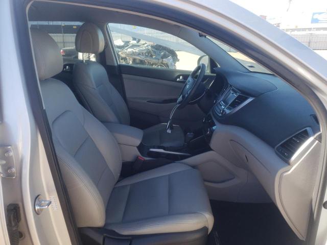 Photo 4 VIN: KM8J3CA26GU225891 - HYUNDAI TUCSON LIM 