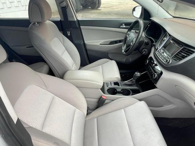 Photo 5 VIN: KM8J3CA26GU236244 - HYUNDAI TUCSON LIM 