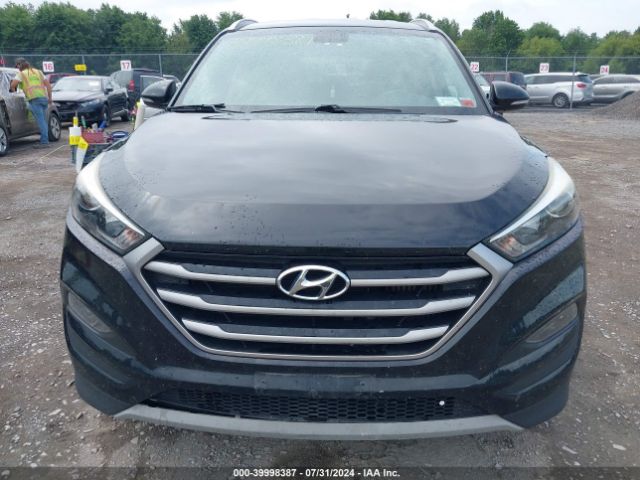 Photo 5 VIN: KM8J3CA26HU303359 - HYUNDAI TUCSON 