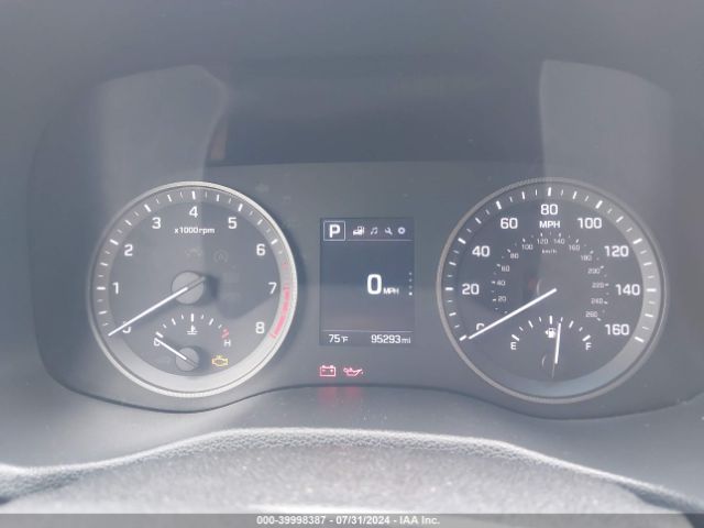 Photo 6 VIN: KM8J3CA26HU303359 - HYUNDAI TUCSON 