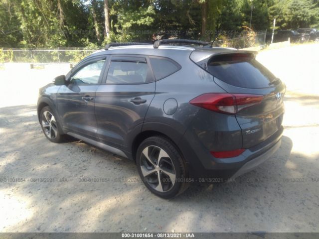 Photo 2 VIN: KM8J3CA26HU332358 - HYUNDAI TUCSON 