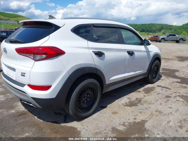 Photo 3 VIN: KM8J3CA26HU437918 - HYUNDAI TUCSON 