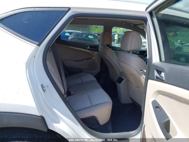 Photo 7 VIN: KM8J3CA26HU437918 - HYUNDAI TUCSON 