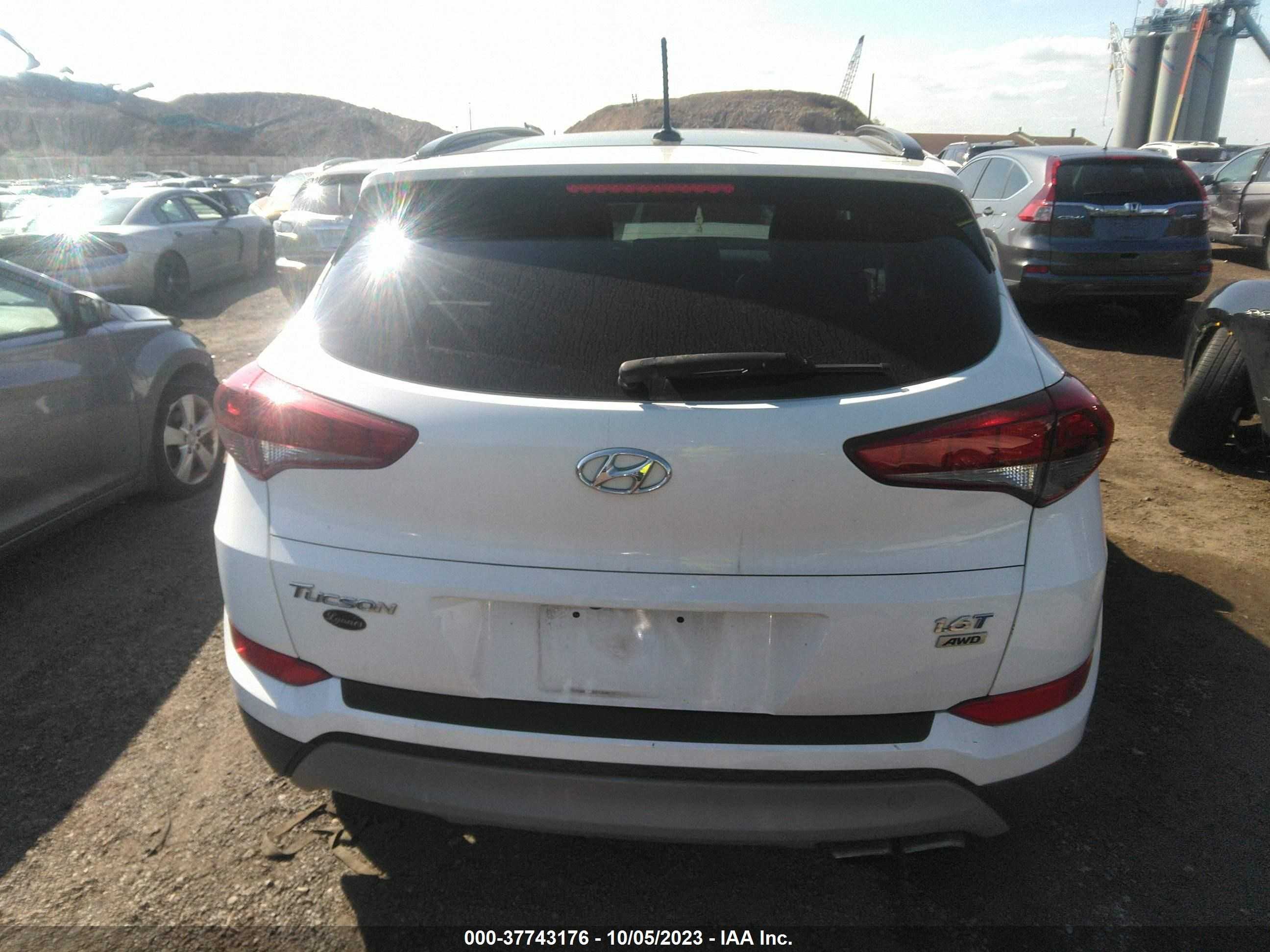 Photo 15 VIN: KM8J3CA26HU551448 - HYUNDAI TUCSON 