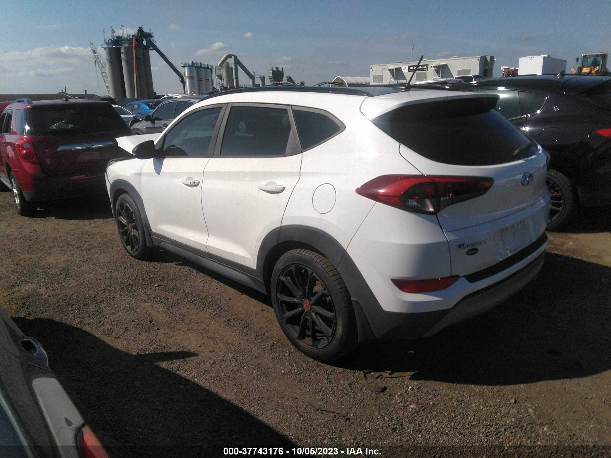 Photo 2 VIN: KM8J3CA26HU551448 - HYUNDAI TUCSON 