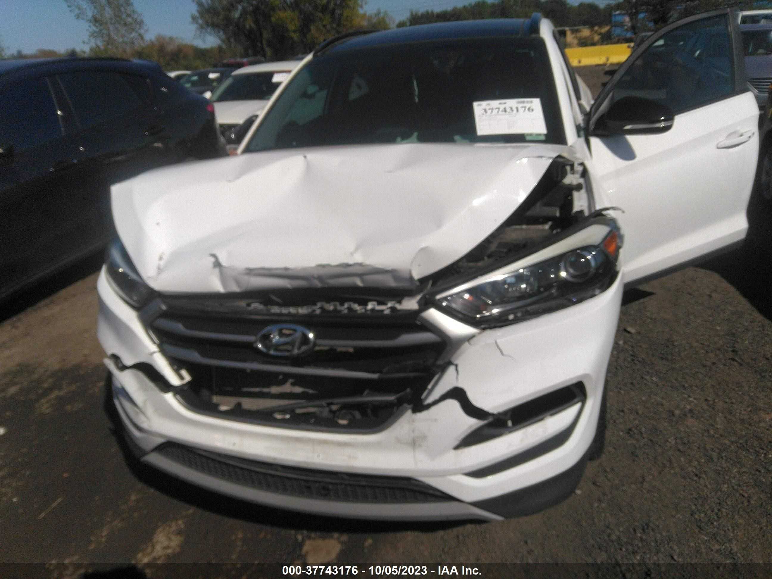 Photo 5 VIN: KM8J3CA26HU551448 - HYUNDAI TUCSON 