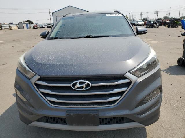 Photo 4 VIN: KM8J3CA26HU552194 - HYUNDAI TUCSON LIM 