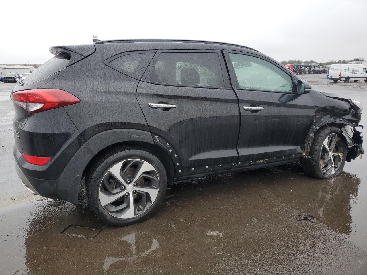 Photo 2 VIN: KM8J3CA26JU612125 - HYUNDAI TUCSON 