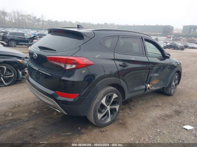 Photo 3 VIN: KM8J3CA26JU814317 - HYUNDAI TUCSON 