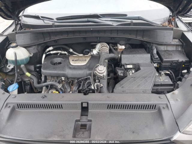 Photo 9 VIN: KM8J3CA26JU814317 - HYUNDAI TUCSON 