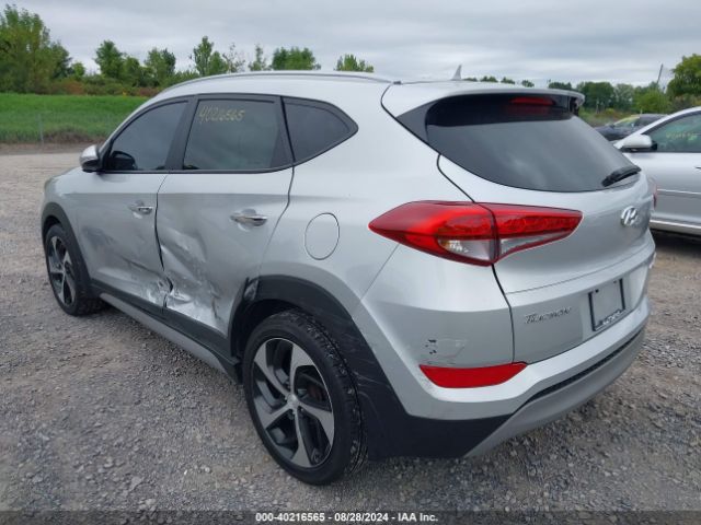 Photo 2 VIN: KM8J3CA26JU832610 - HYUNDAI TUCSON 