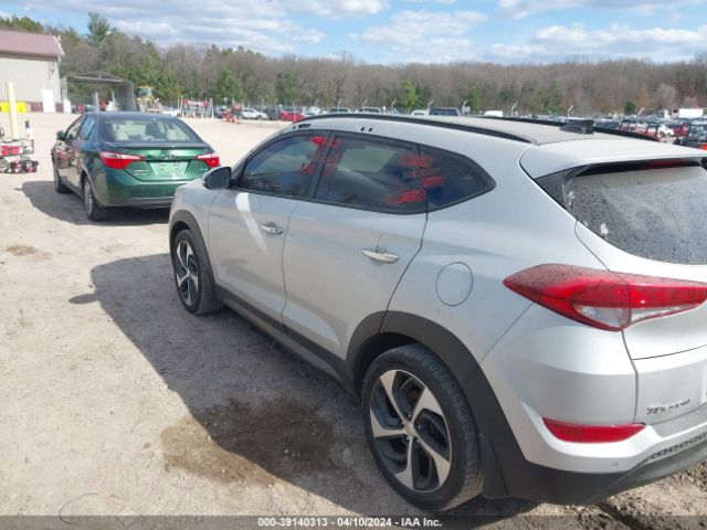 Photo 2 VIN: KM8J3CA27GU036733 - HYUNDAI TUCSON 