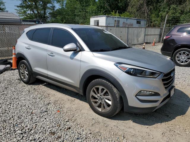 Photo 3 VIN: KM8J3CA27HU273305 - HYUNDAI TUCSON 