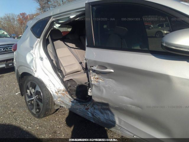 Photo 5 VIN: KM8J3CA27HU294378 - HYUNDAI TUCSON 