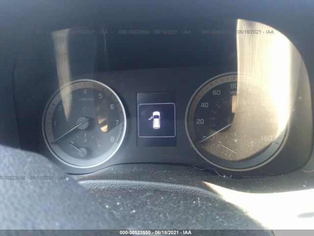 Photo 6 VIN: KM8J3CA27HU297314 - HYUNDAI TUCSON 