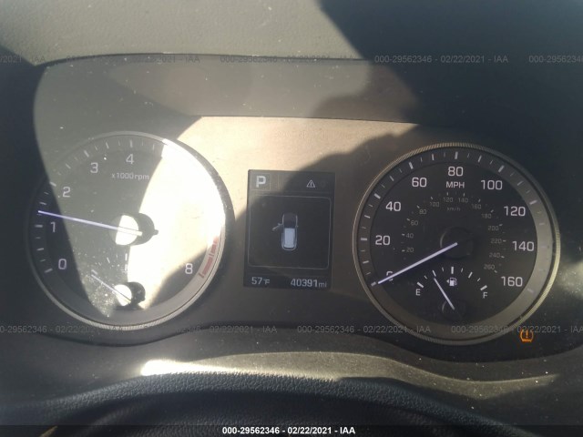 Photo 6 VIN: KM8J3CA27HU315620 - HYUNDAI TUCSON 