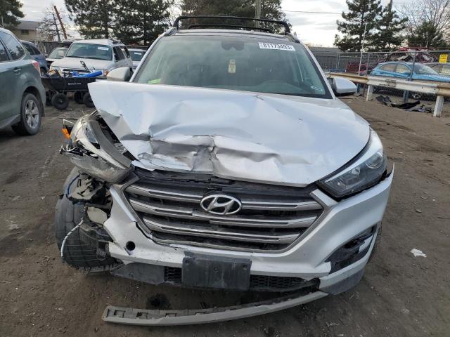 Photo 4 VIN: KM8J3CA27HU364204 - HYUNDAI TUCSON 