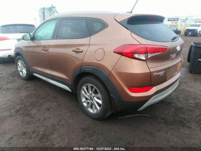 Photo 2 VIN: KM8J3CA27HU387112 - HYUNDAI TUCSON 