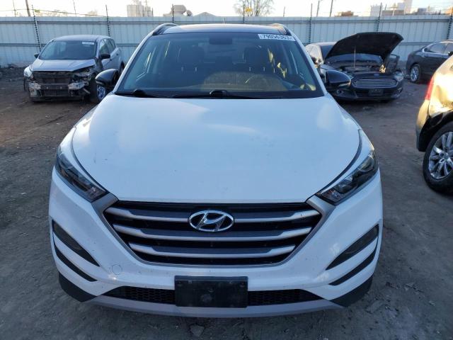 Photo 4 VIN: KM8J3CA27HU516174 - HYUNDAI TUCSON 