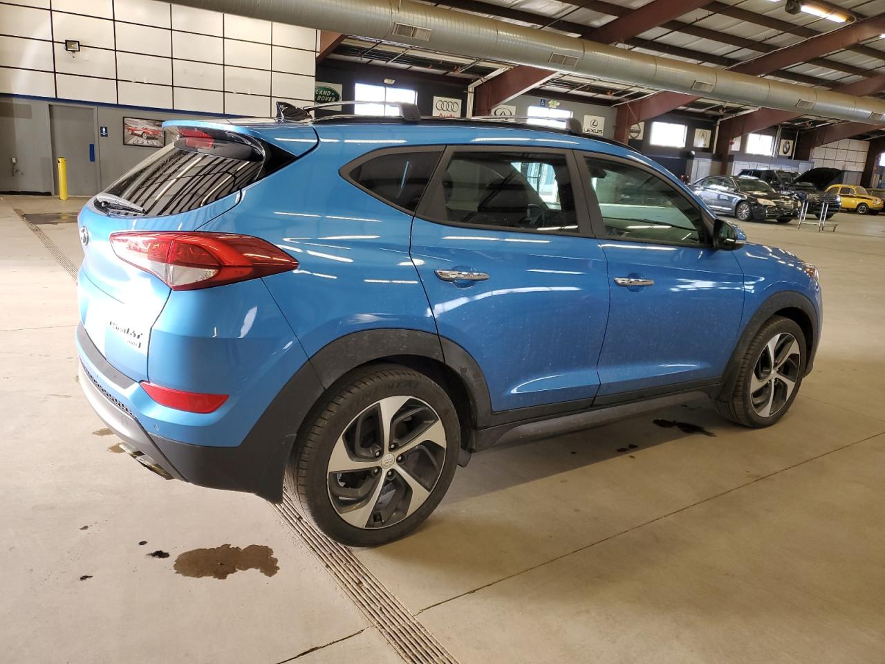 Photo 2 VIN: KM8J3CA28GU071569 - HYUNDAI TUCSON 