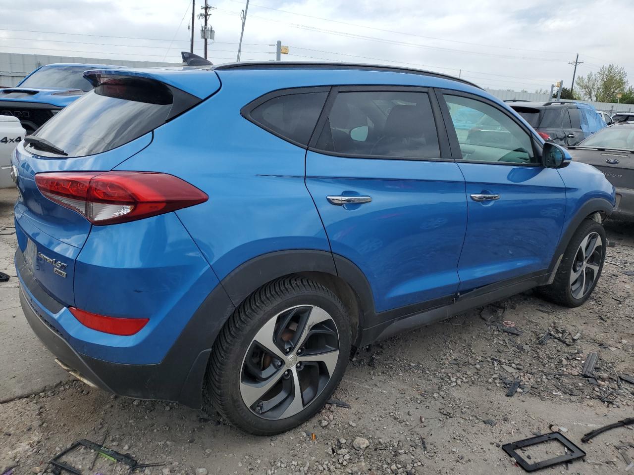 Photo 2 VIN: KM8J3CA28GU229750 - HYUNDAI TUCSON 