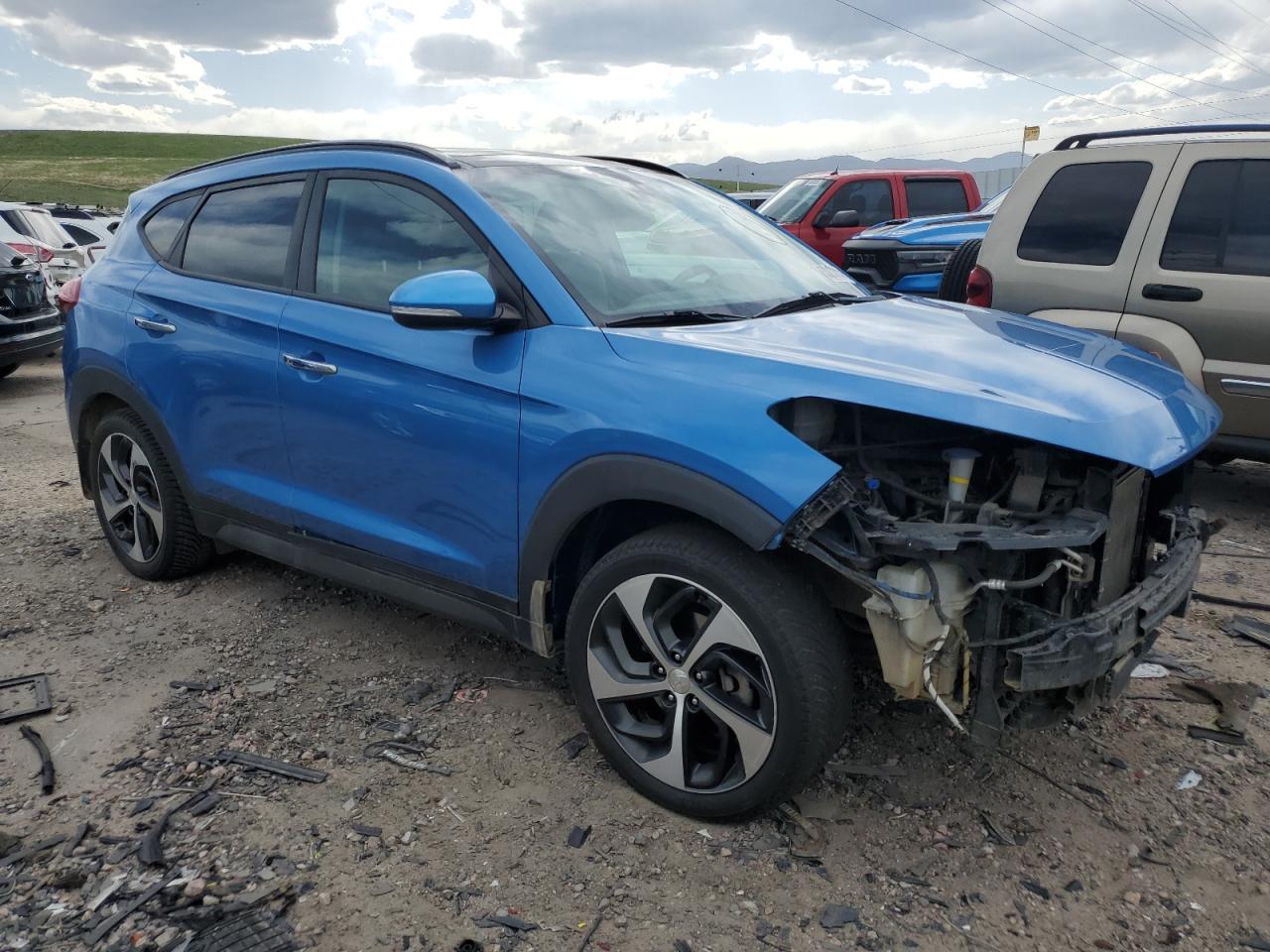 Photo 3 VIN: KM8J3CA28GU229750 - HYUNDAI TUCSON 