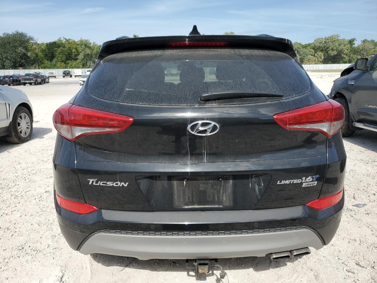 Photo 5 VIN: KM8J3CA28HU312001 - HYUNDAI TUCSON 