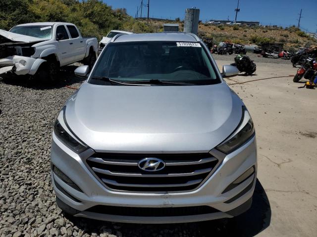 Photo 4 VIN: KM8J3CA28HU336394 - HYUNDAI TUCSON LIM 