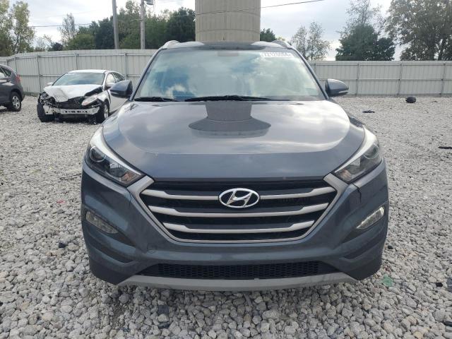 Photo 4 VIN: KM8J3CA28HU387409 - HYUNDAI TUCSON LIM 