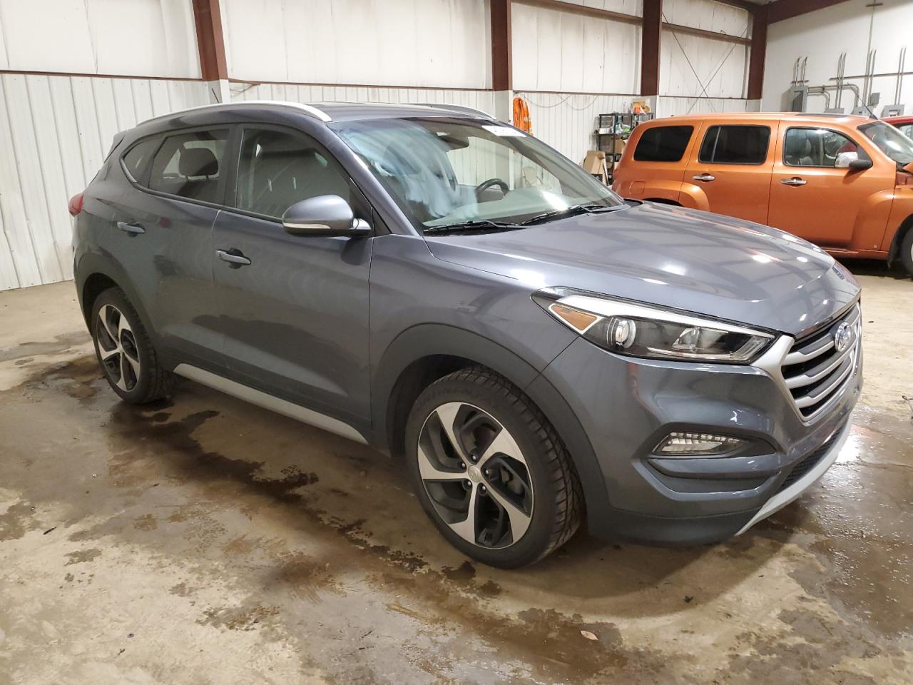 Photo 3 VIN: KM8J3CA28HU416634 - HYUNDAI TUCSON 