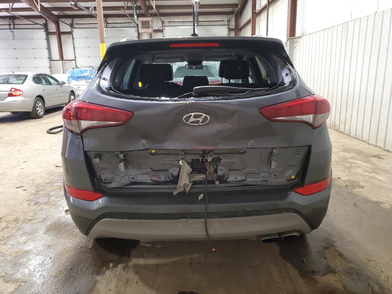 Photo 5 VIN: KM8J3CA28HU416634 - HYUNDAI TUCSON 