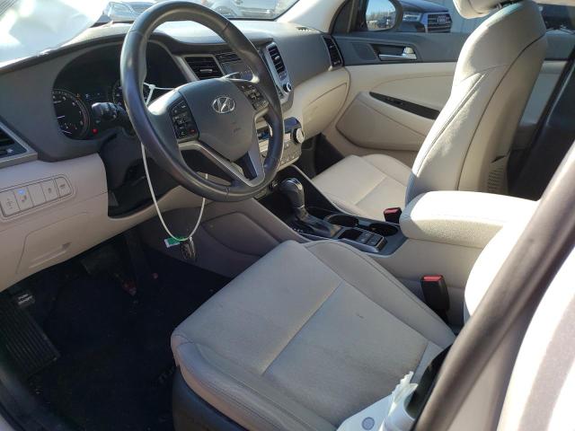 Photo 6 VIN: KM8J3CA28HU454980 - HYUNDAI TUCSON LIM 