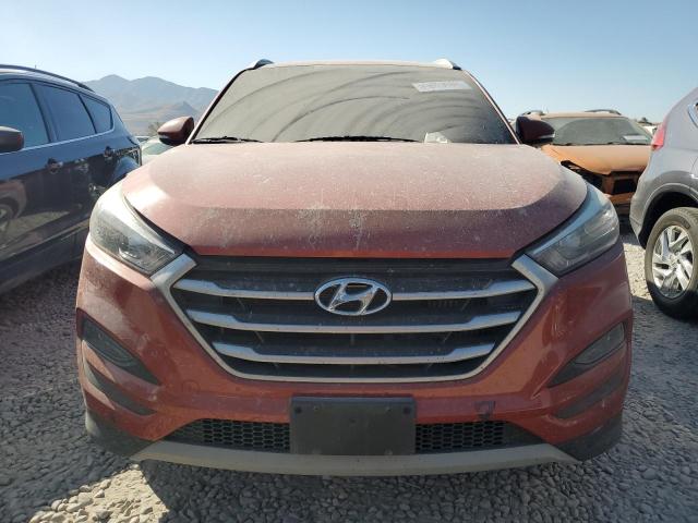 Photo 4 VIN: KM8J3CA28HU498705 - HYUNDAI TUCSON LIM 