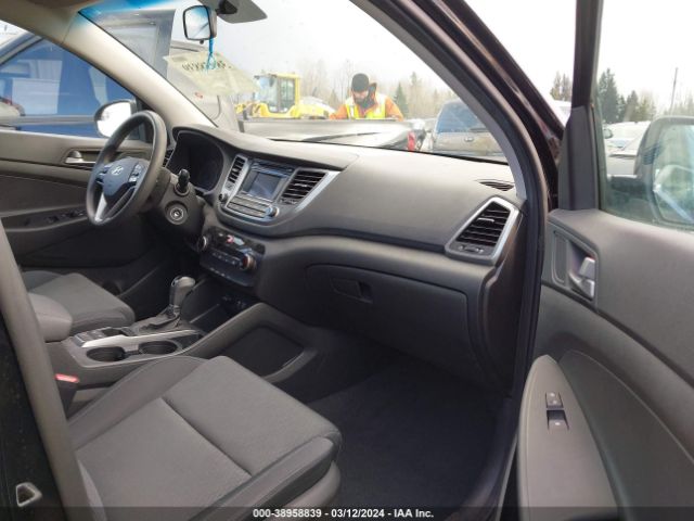 Photo 4 VIN: KM8J3CA28HU507967 - HYUNDAI TUCSON 