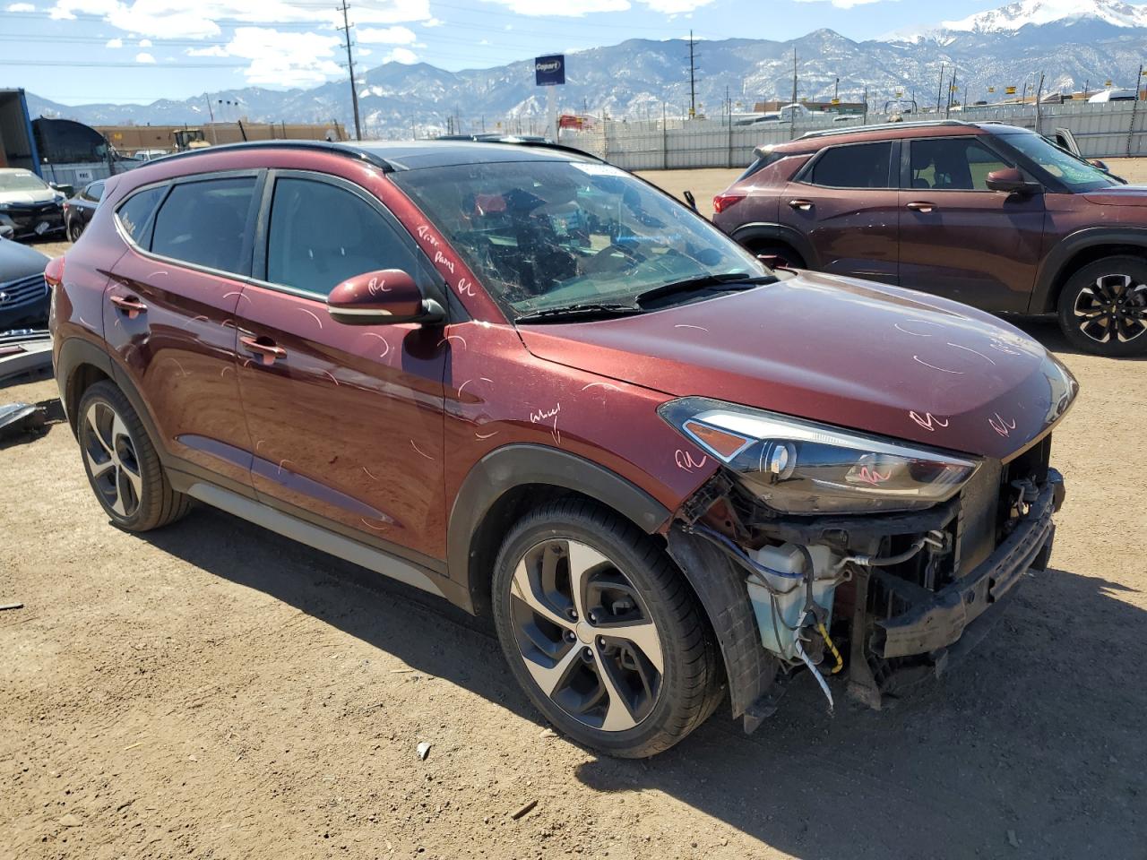 Photo 3 VIN: KM8J3CA28HU548793 - HYUNDAI TUCSON 